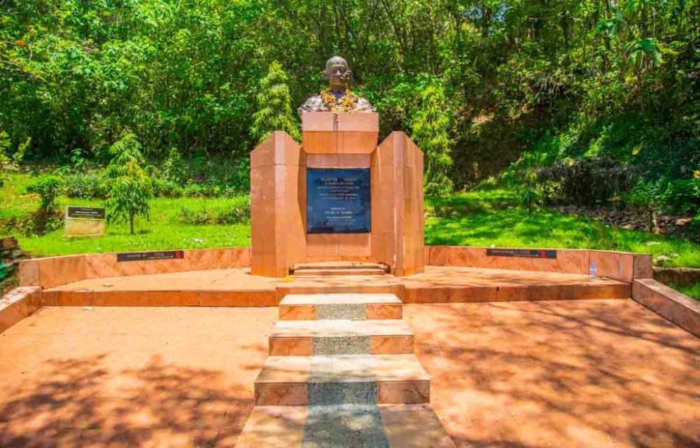 Busoga Country Resort at Speke Memorial Monument