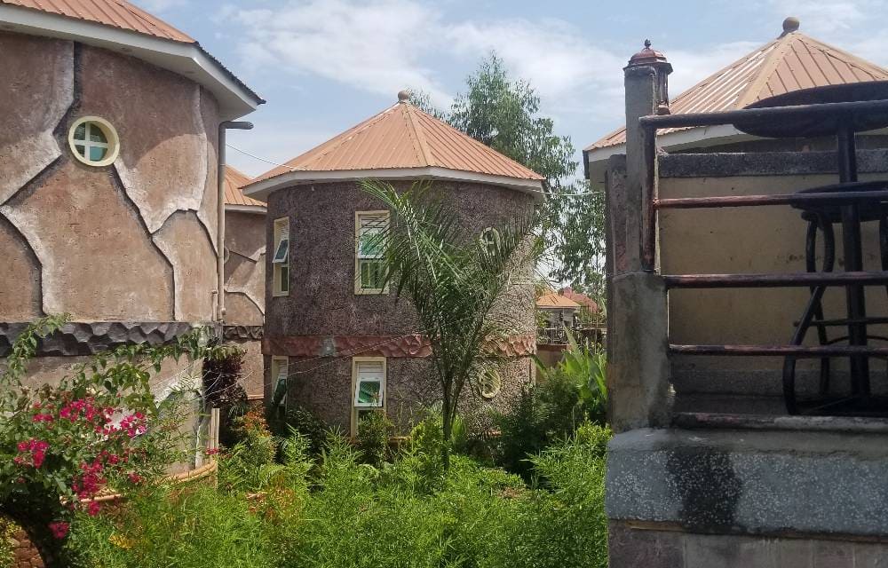 Busoga Country Resort-about-img